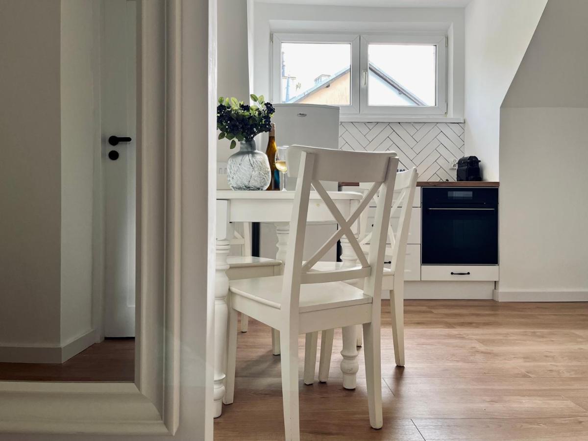 Apartament Dana Browna Jelenia Góra Zewnętrze zdjęcie
